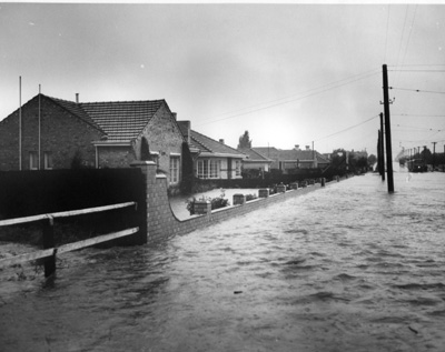 Flooding-Hawthorn Rd-