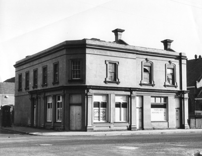 Building, Cnr Bay and Cochrane Streets, Brighton