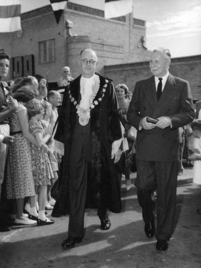 Centenary-Brighton-Official opening Middle Brighton baths
