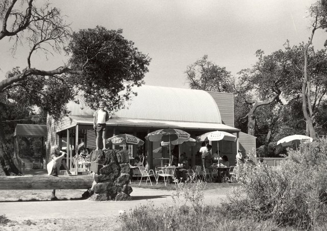 Ricketts Point Teahouse - Beaumaris