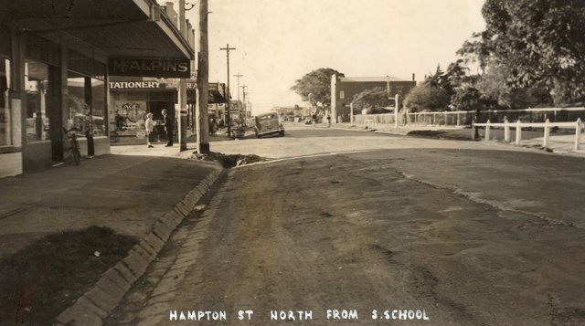 Hampton Street, Hampton