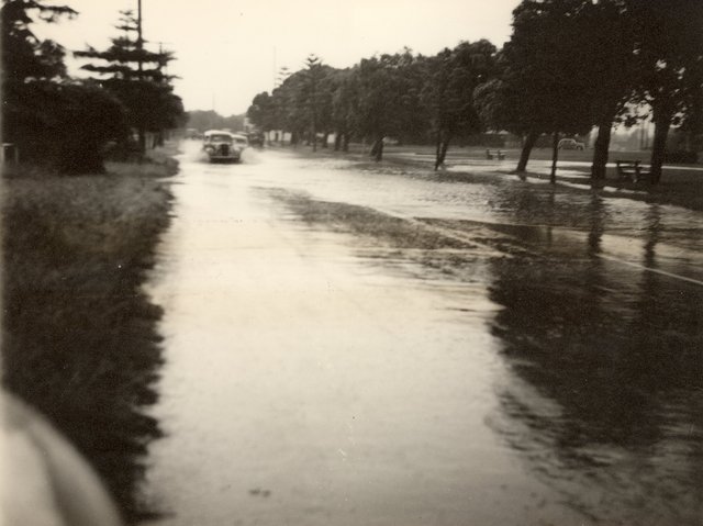 Flooding - Beach Road - Hampton