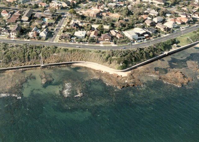 Black Rock - Quiet Corner - Beach Road - Oblique aerial
