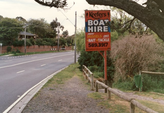 Beach Road, Beaumaris