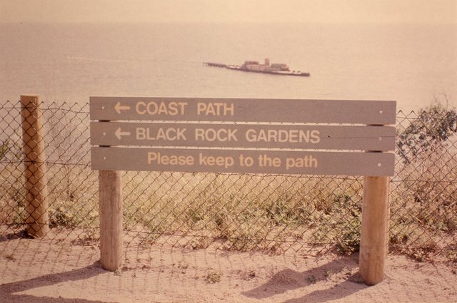 Walker's notice board, Black Rock