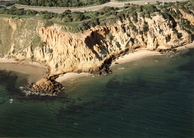 Red Bluff, Black Rock