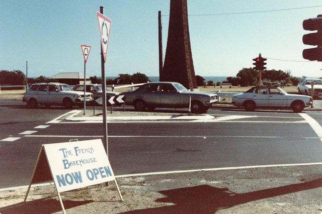 Beach Road, Balcombe Road intersection, Black Rock