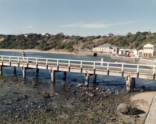 Half Moon Bay, Black Rock