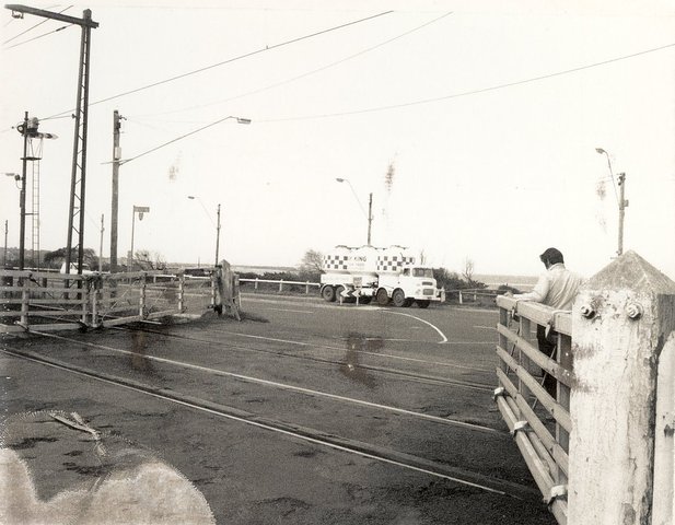 Railway gates, New Street and Beach Road, Brighton