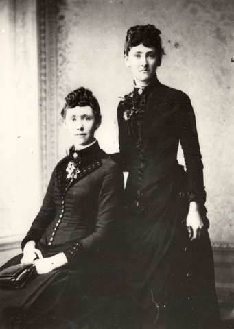 Bessie and Alice Moysey