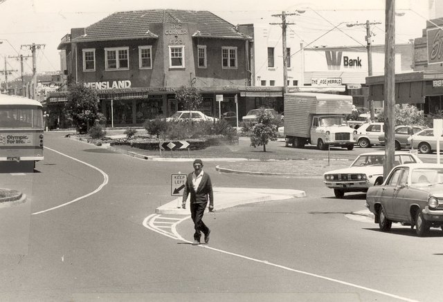 Station Street, Melrose Street corner, Sandringham
