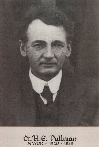 Cr H.E. Pullman,  Mayor of Brighton