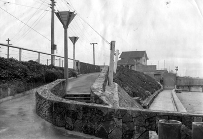 Brighton beach baths : southerly upward view from beach.