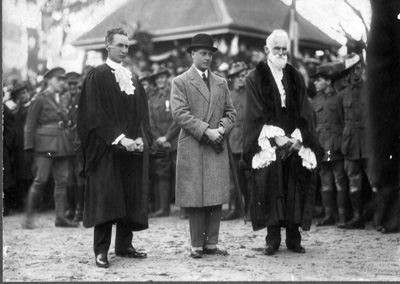 H.R.H. Edward Prince of Wales at Anzac Hostel