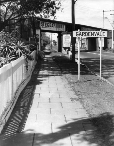 Point Nepean road at Gardenvale-east side looking towards Frankston. 