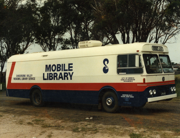 Dandenong Valley Regional Library Service Mobile Library