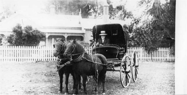Holly Green and Sidney Webb, Narre Warren