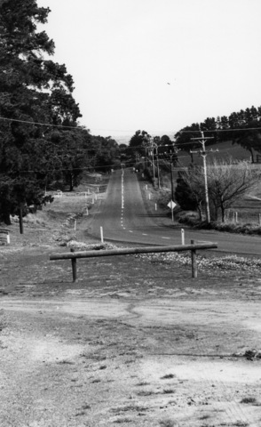 Harkaway Road, Harkaway