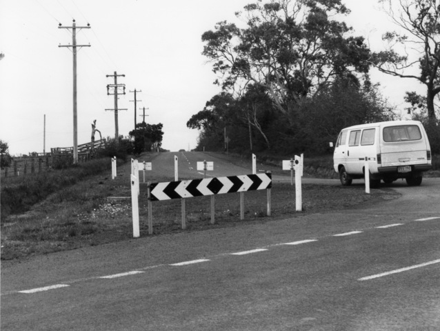 Narre Warren-Cranbourne Road and Pound Road