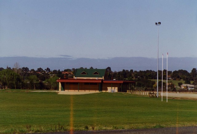 Frog Hollow Reserve, Endeavour Hills