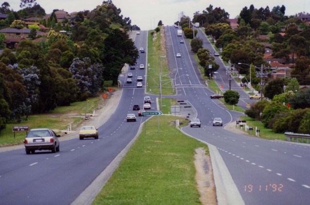 Heatherton Road, Endeavour Hills
