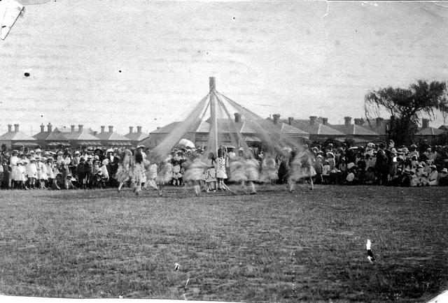 Display by Coburg S.S. on New Reserve