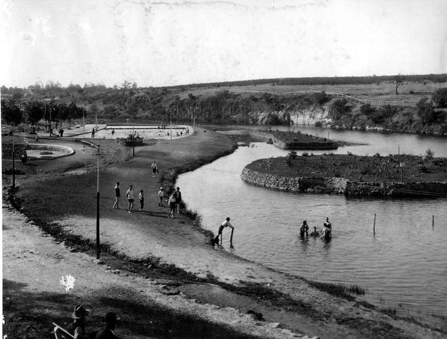 Coburg Lake looking northeast from Murray road 