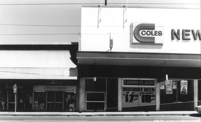 Foleys Mall, Coles New World Supermarket, Trendi Girl, Jeans and Stuff, Liquorland