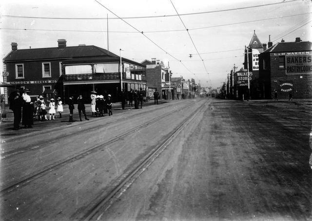Sydney road looking south c1920 