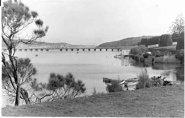 [Hopkins River, Warrnambool]