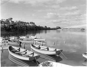 [Boats on the Hopkins River]