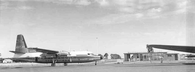 [Aeroplanes at Warrnambool]