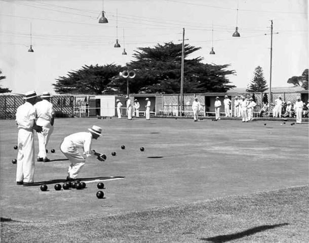 [Lawn bowlers]