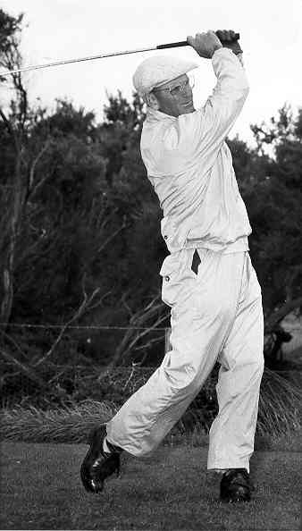 [Golf swing]