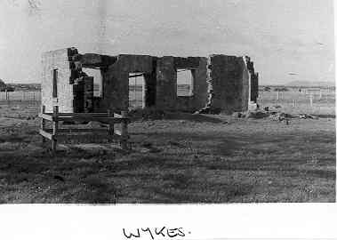 [Ruins near Mortlake]