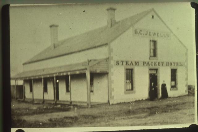[Steam Packet Hotel]