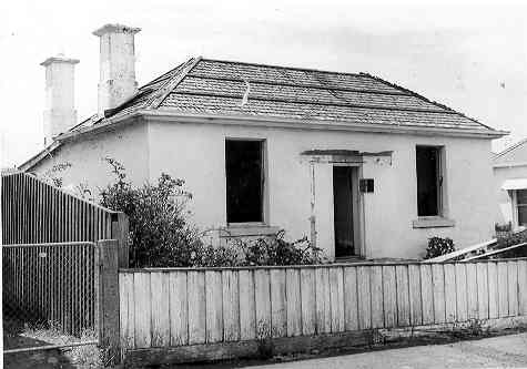 [Disused cottage]