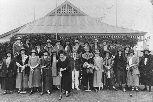 Members of Ivanhoe Recreation Croquet Club