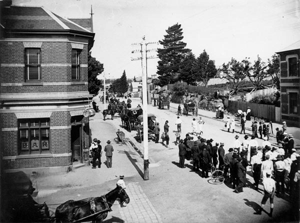 Walking race from Heidelberg to Lower Plenty