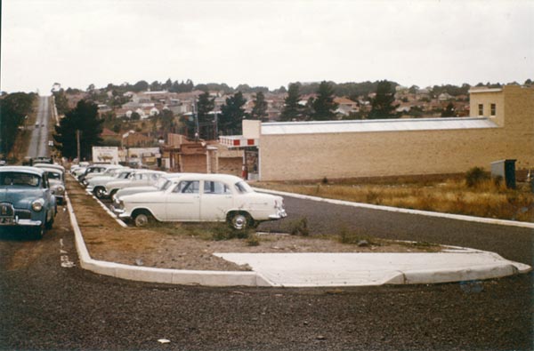 Rosanna Shopping Centre