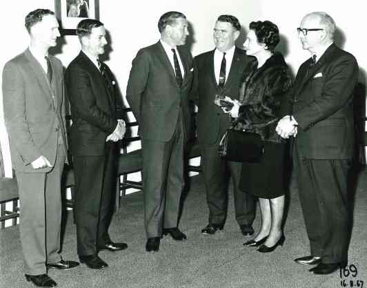 Rupert Hamer visits Altona
