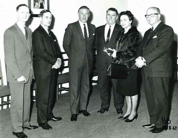 Rupert Hamer visits Altona