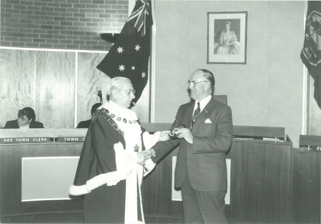 Councillor A. B. Shaw presenting award to unidentified persons