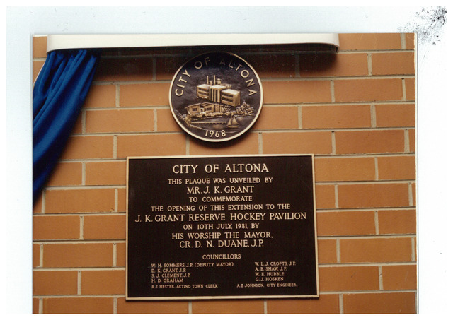 City of Altona plaque commemorating the opening of an extension to the J K Grant Reserve Hockey Pavilion