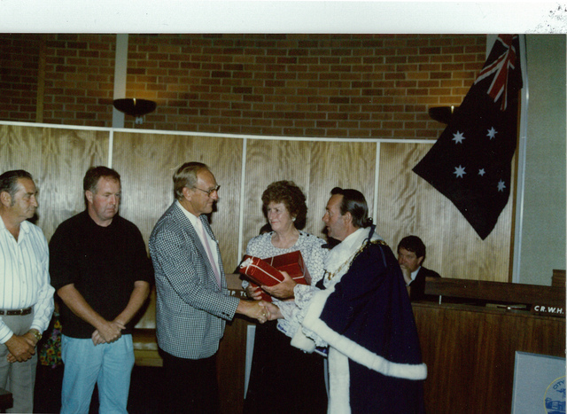 Presentation to employees from Mayor W.H. Sommers