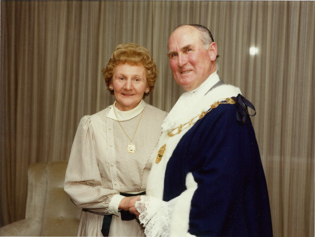 Mayor W.L.J. Crofts and Mrs Crofts