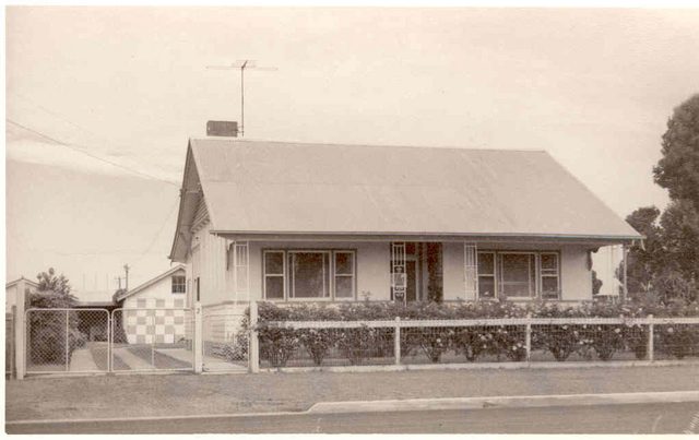 Donald Street, Laverton]