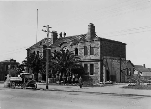 Demolition of Footscray Town Hall