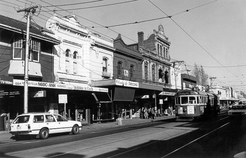 Hopkins Street Looking West