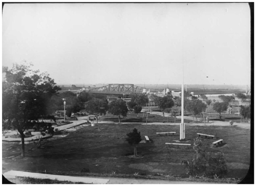 Thames Gardens, corner Napier and Maribyrnong Streets
